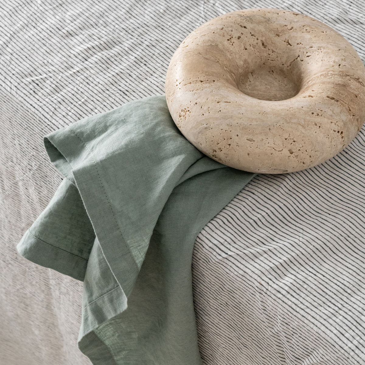 Ensemble de serviettes en lin couleur sauge