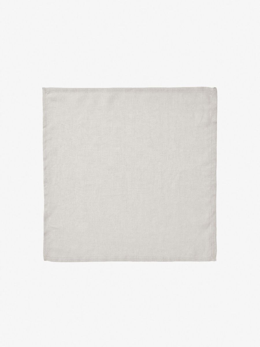 Ensemble de serviettes en lin gris argenté styled for breakfast