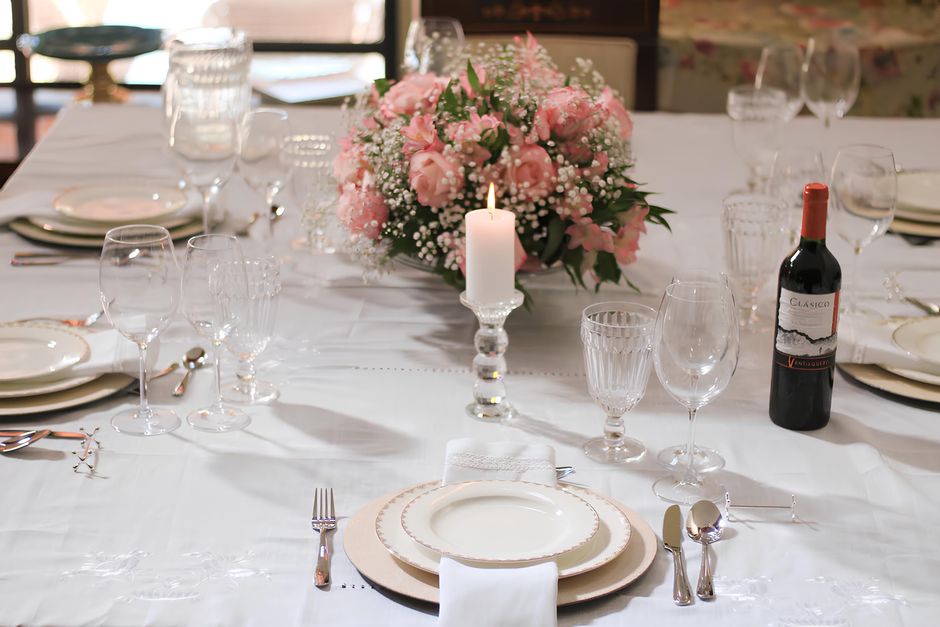 Why Linen Is the Most Thoughtful Gift You Can Give — and How to Style It When It Arrives