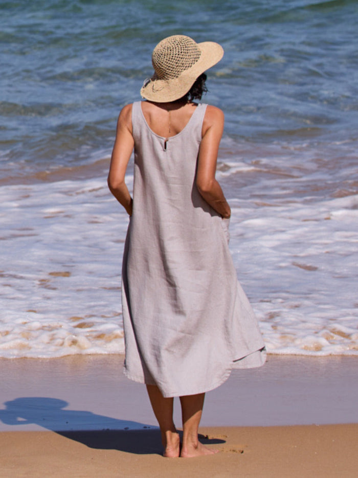 Taormina Linen Pocket Midi Dress lifestyle