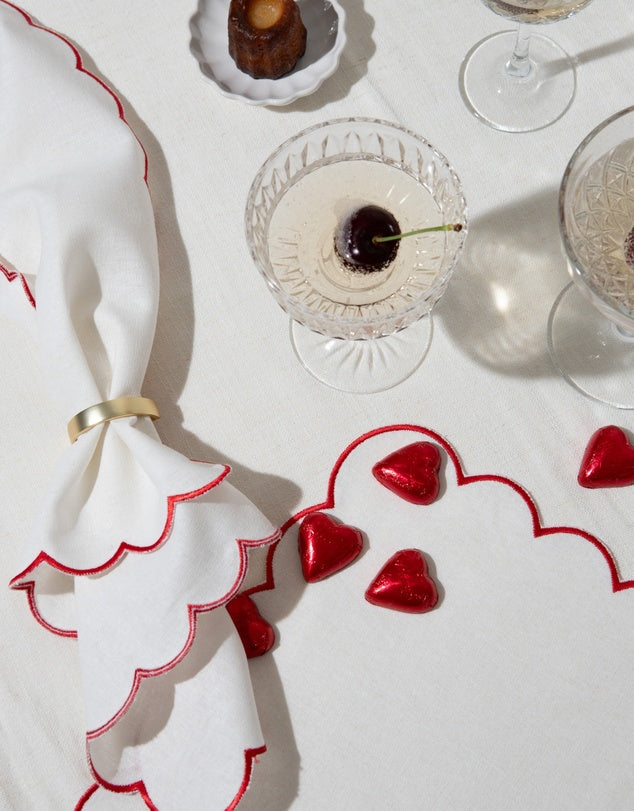Linen Table Placemet and Napkins Set with Embroidered Scalloped Edges