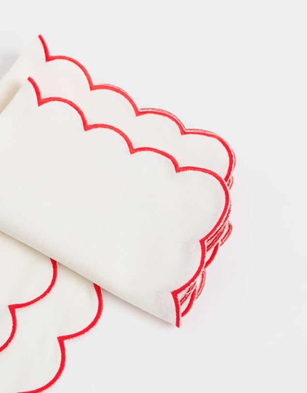 Ensemble de napperons et serviettes en lin avec bords festonnés brodés