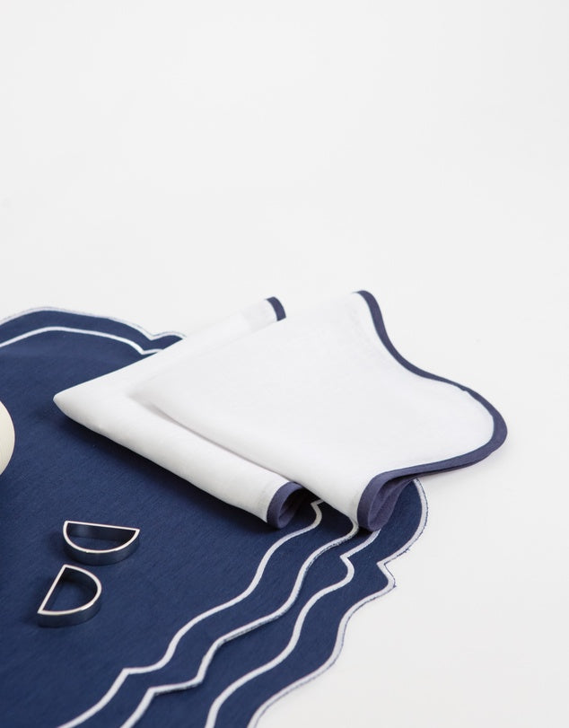 Linen Table Placemet and Napkins Set with Embroidered Scalloped Edges
