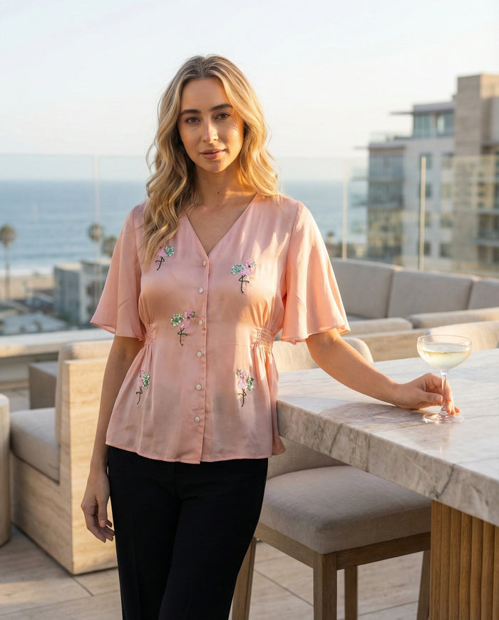 Top brodé de sequins flamant rose – Manches papillon boutonnées