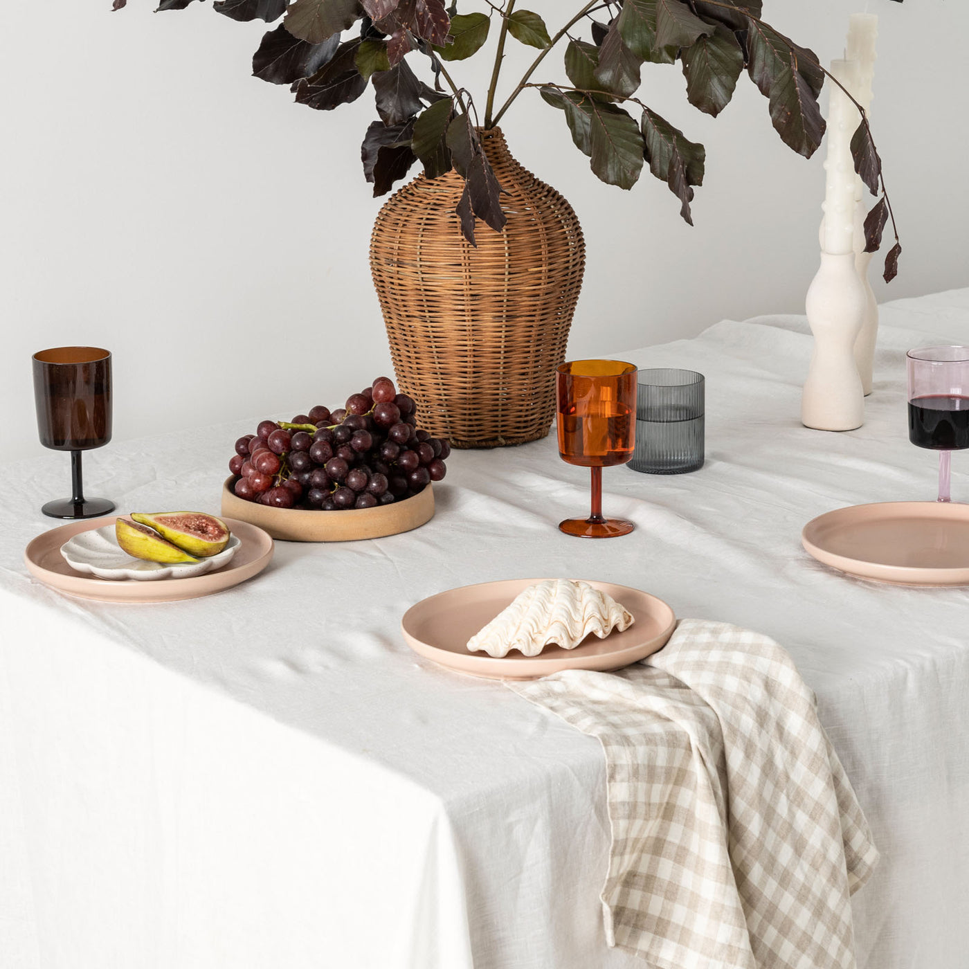 Nappe en lin blanc cassé