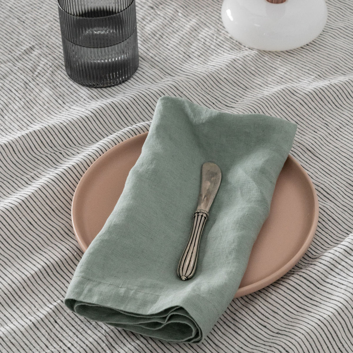 Ensemble de serviettes en lin couleur sauge