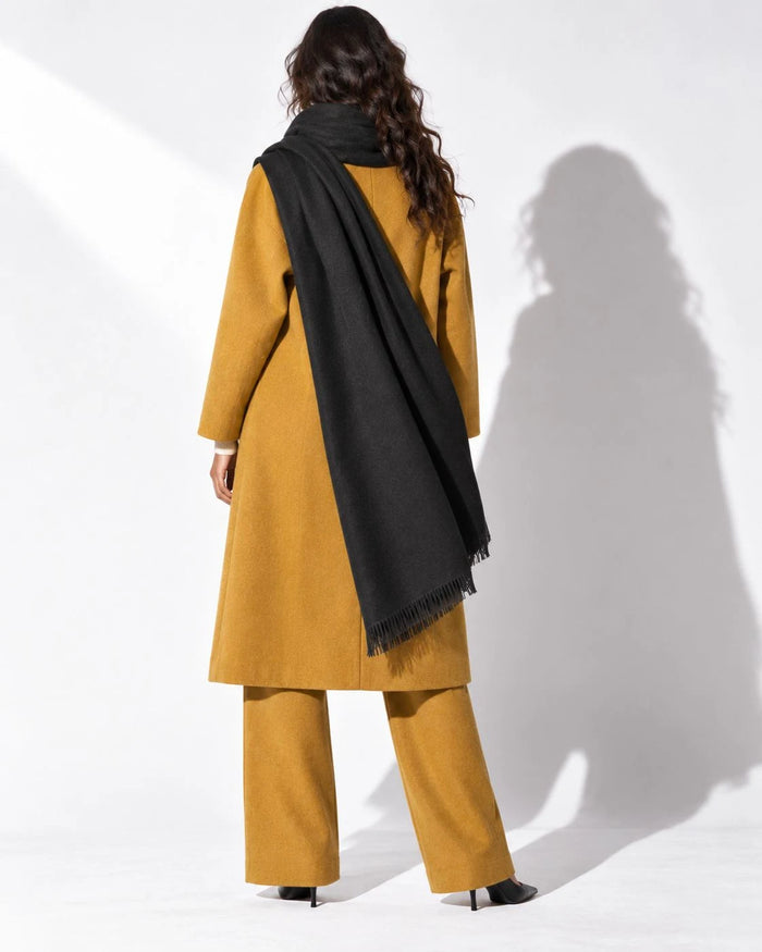 Black Pashmina Cashmere Shawl lifestyle