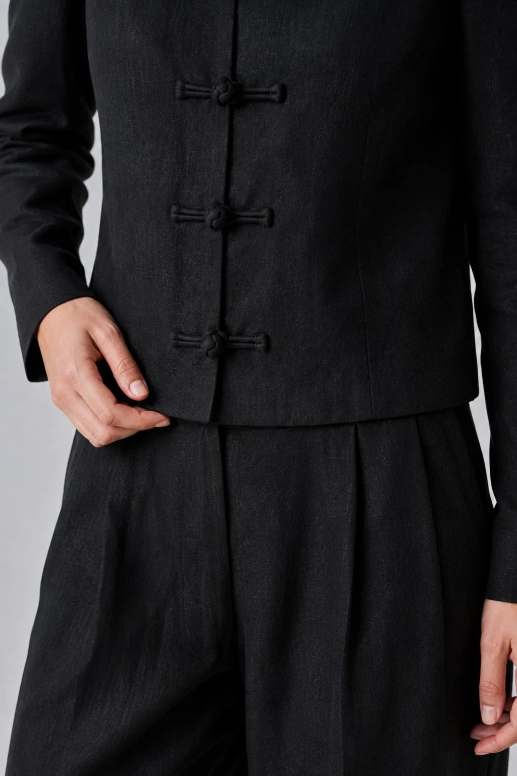 Ravenwood Linen Mandarin-Collar Jacket