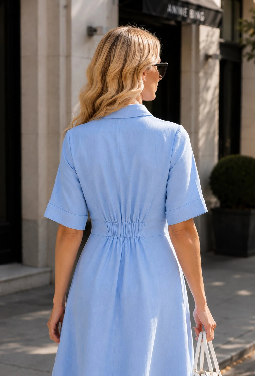 Abito camicia in lino nero con bottoni 