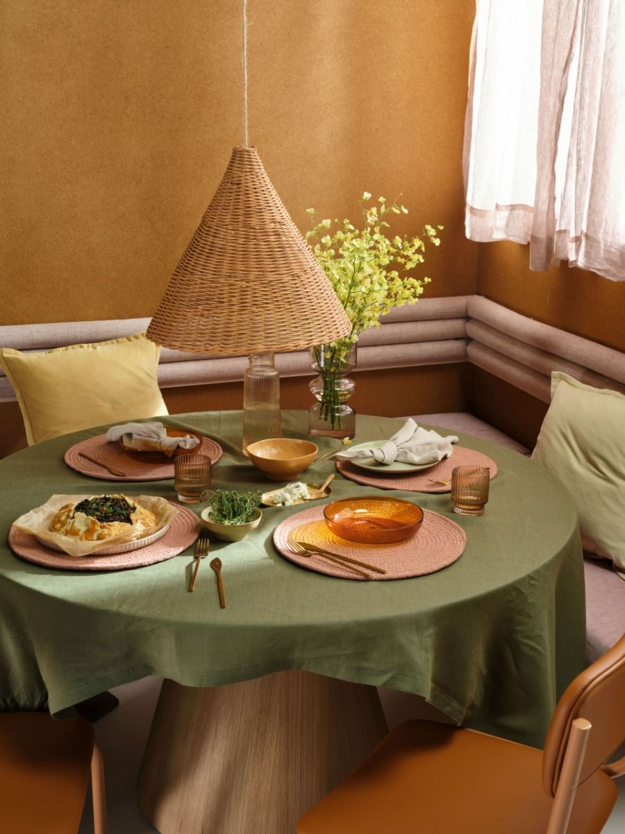 Nappe en lin vert mousse