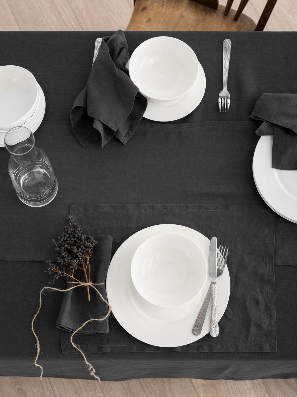 Ensemble de sets de table en lin noir