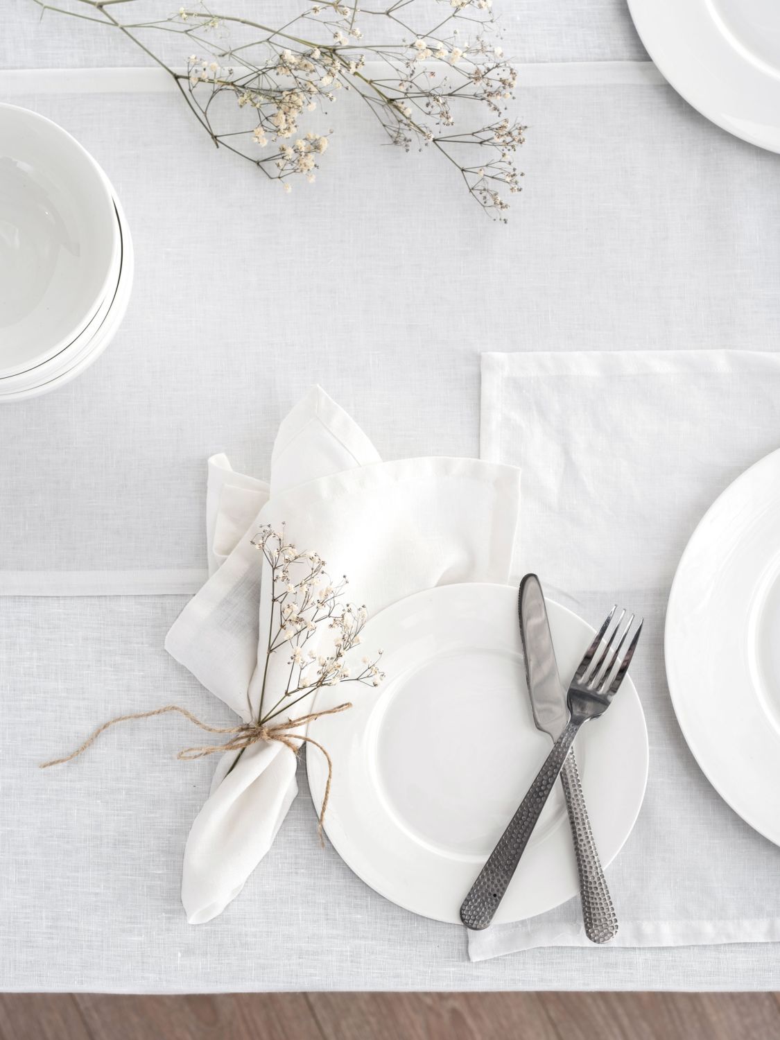 Ensemble de sets de table en lin blanc