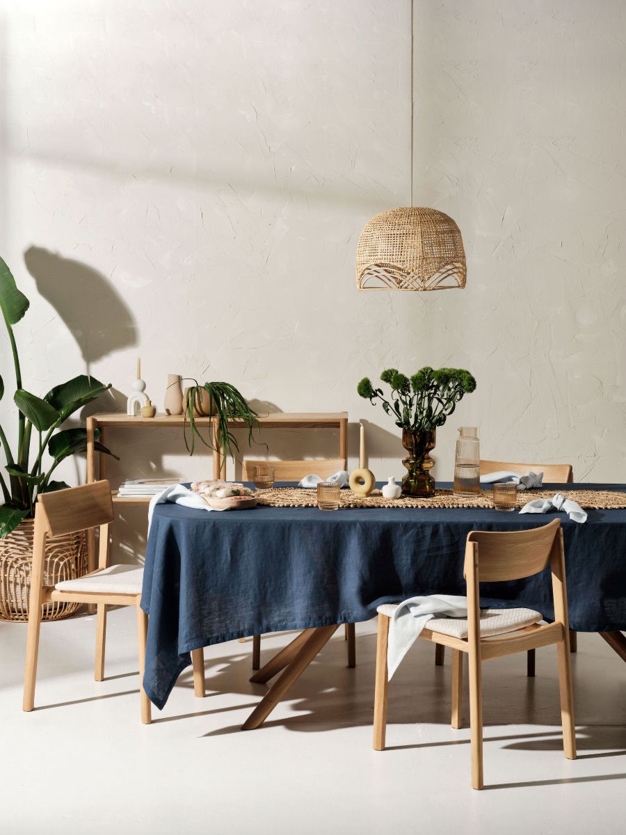 Nappe en lin bleu marine