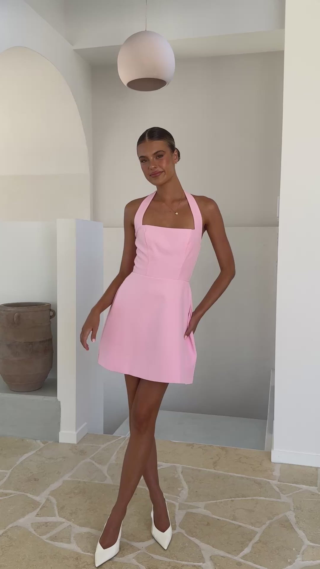 Robe dos nu rose pâle