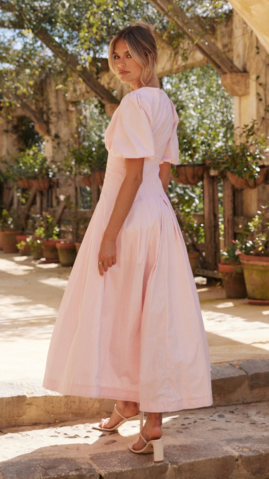 Baby pink cotton poplin maxi dress with puff sleeves and pleated skirt
