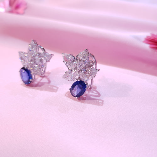 Orecchini con zaffiri blu e diamanti