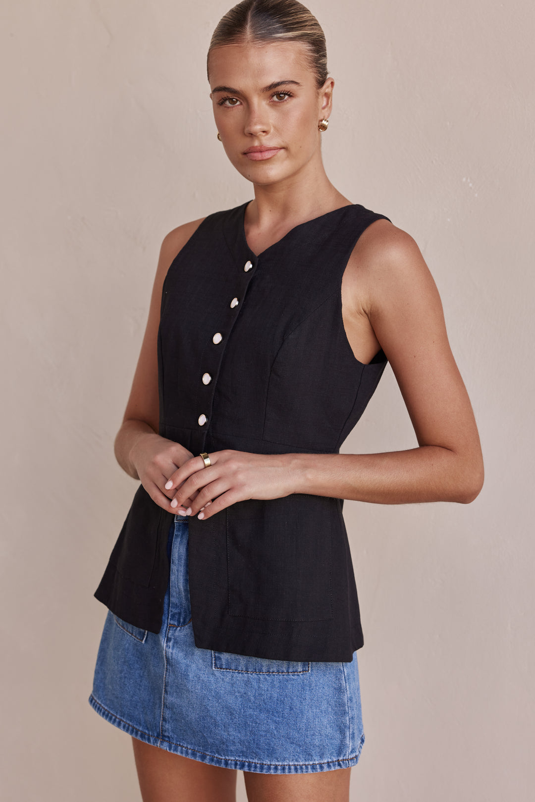 Linen Vest - Black Sleeveless with Pockets | Linen Vest Womens