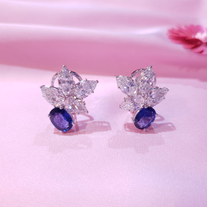 Orecchini con zaffiri blu e diamanti