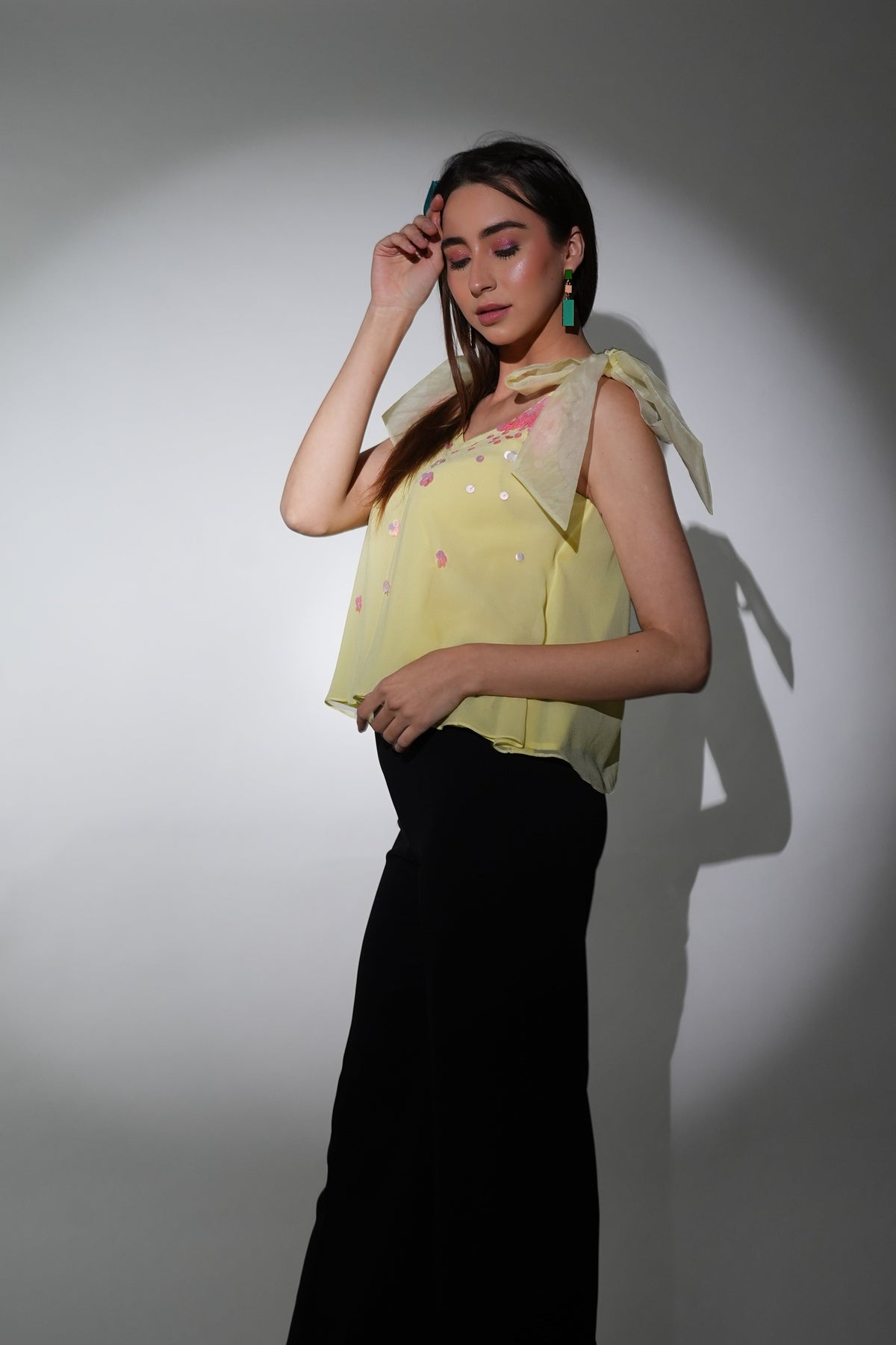 Top ricamato | Top in georgette | Top ricamato | Top in organza con lacci